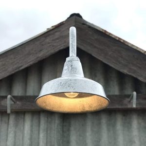 The Austin Gooseneck Barn Light