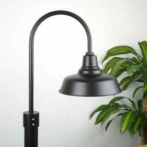 35cm Universal Post Mount Light in Black Ace