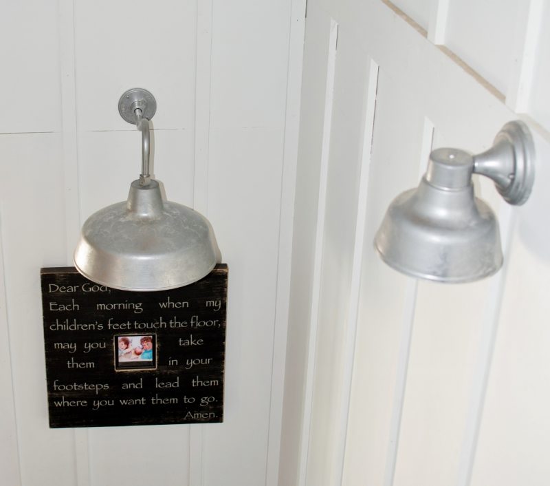 17cm Bowie Barn Wall Light in Galvanised Outdoor Rated wall lighting